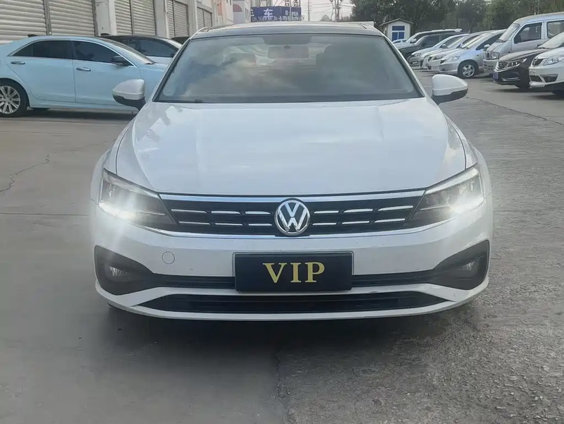 Volkswagen Lamando