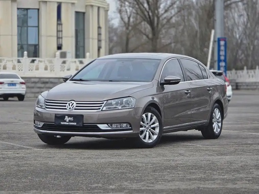 Volkswagen Magotan 2015