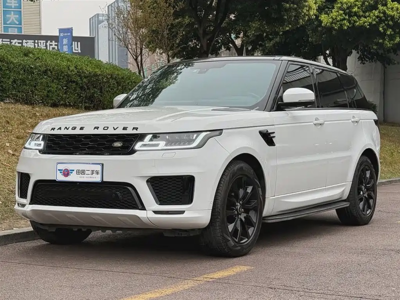 Land Rover Sport