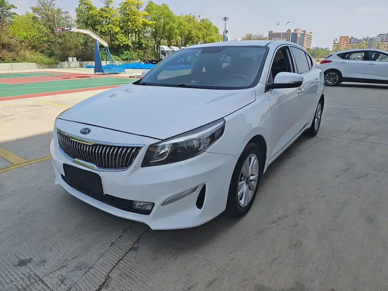 Kia K4
