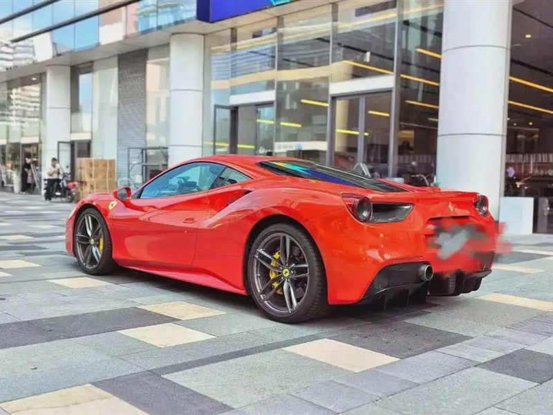 Ferrari 488