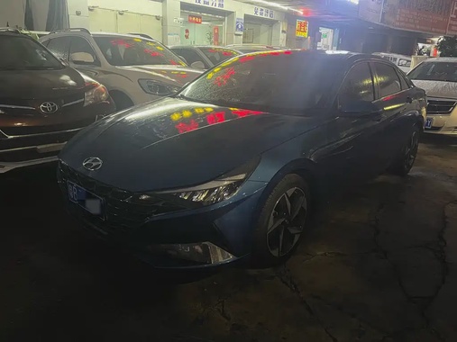 Hyundai Elantra 2021