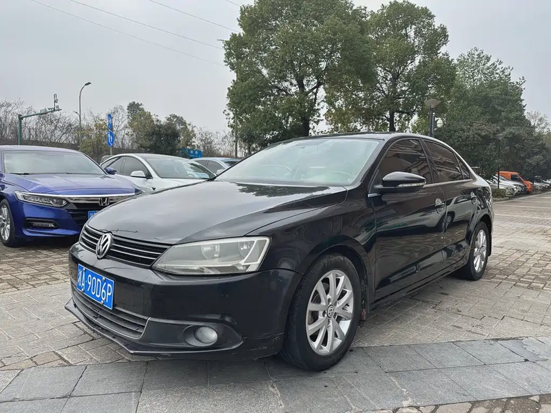 Volkswagen Sagitar