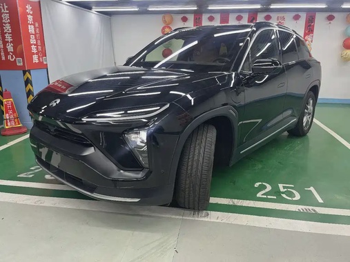 NIO ES6 2020