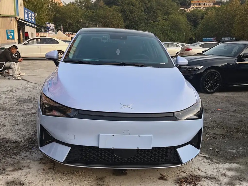 XPeng P5