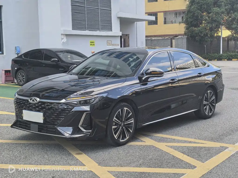 Chery Arrizo 8