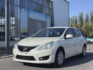 Nissan Tiida 2015