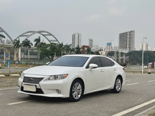 Lexus ES 2014