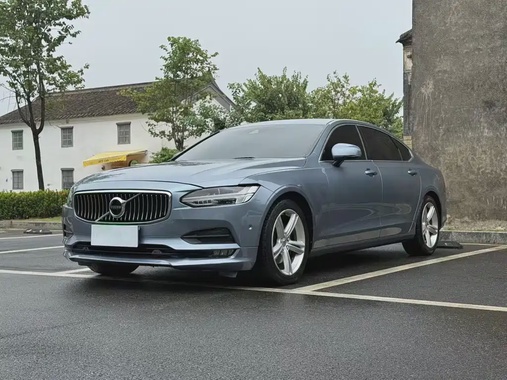 Volvo S90 2018