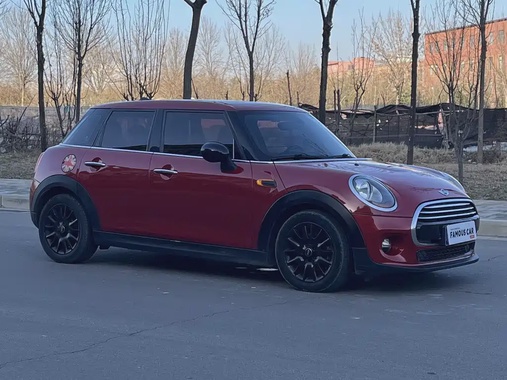 MINI Other 2018