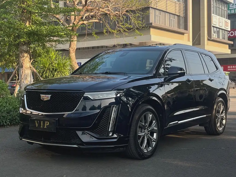 Cadillac XT6