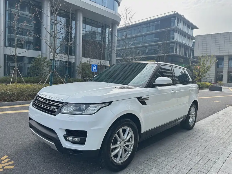 Land Rover Sport