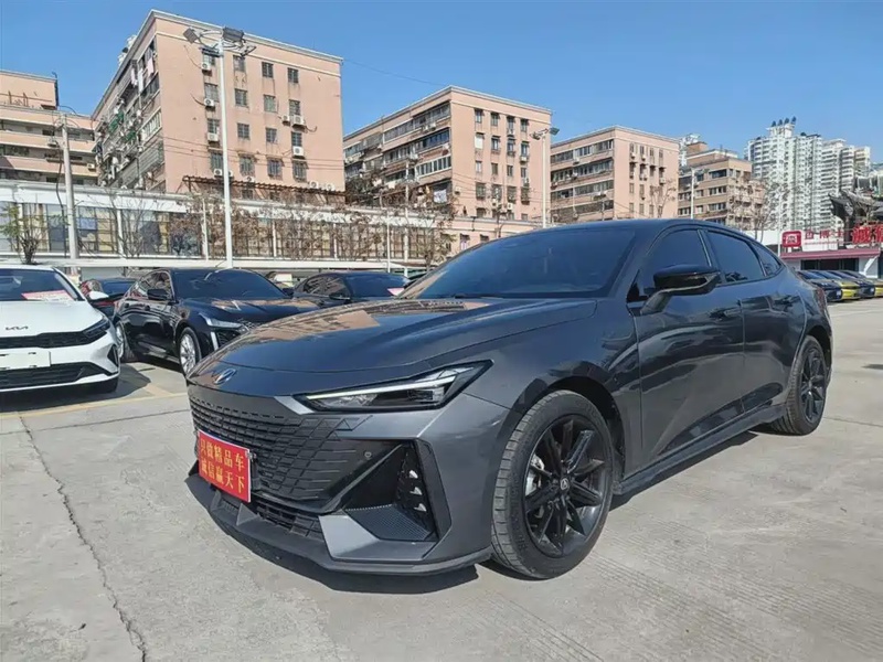 Changan UNI-V