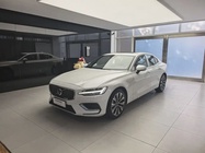 Volvo S60 2025