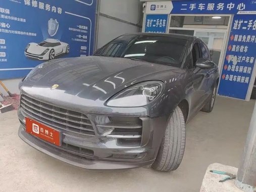 Porsche Macan 2021