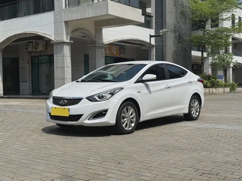 Hyundai Elantra