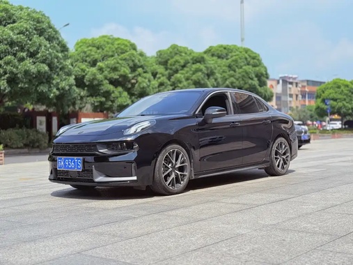 Lynk & Co 03 2022