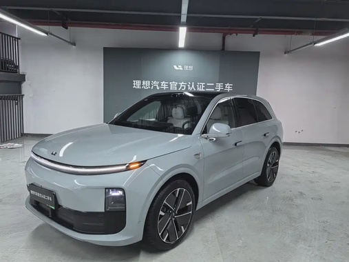 Li Auto L6 2025
