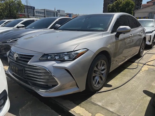 Toyota Avalon 2018