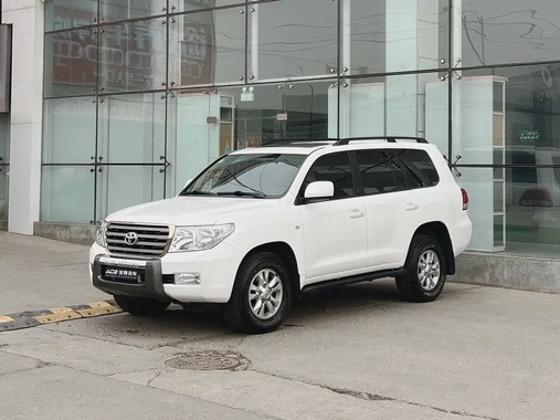 Toyota Land Cruiser 2011