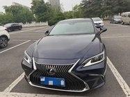 Lexus ES 2020