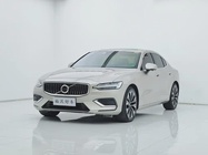 Volvo S60 2022