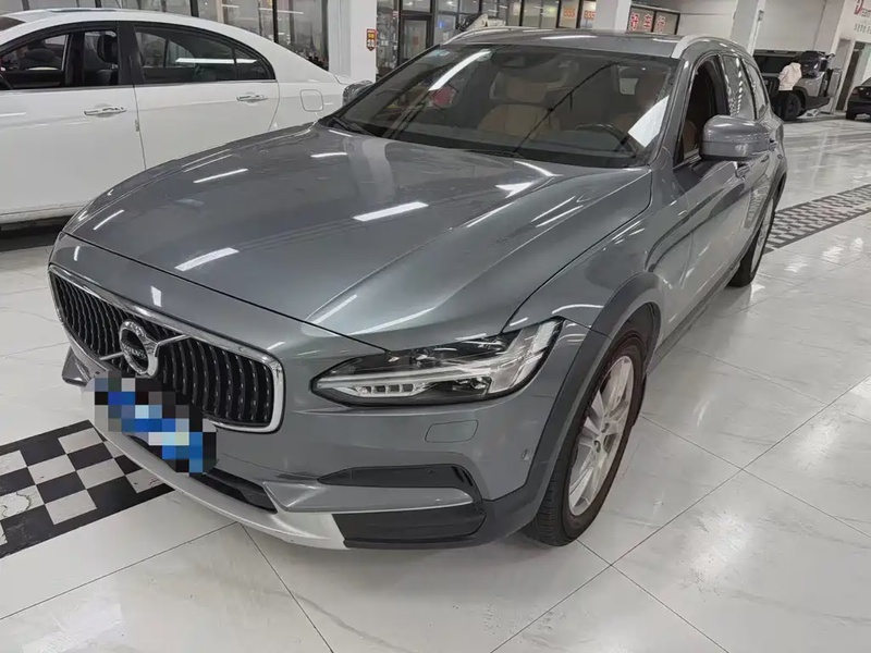 Volvo V90