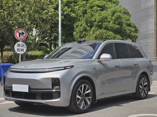 Li Auto L8 2023
