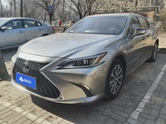 Lexus ES 2022