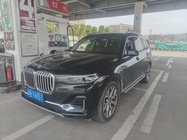 BMW X7 2021