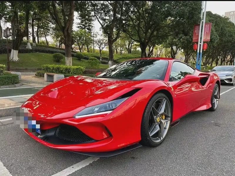 Ferrari F8