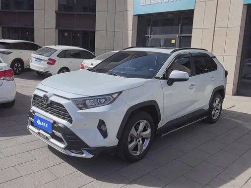 Toyota RAV4 2021
