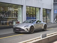 Aston Martin Vantage 2025