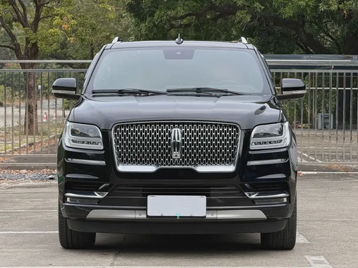 Lincoln Navigator 2022