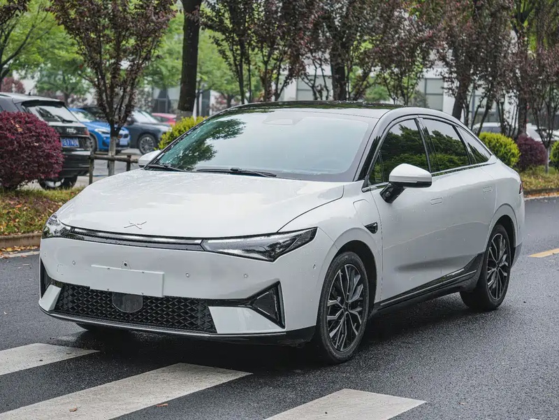 XPeng P5