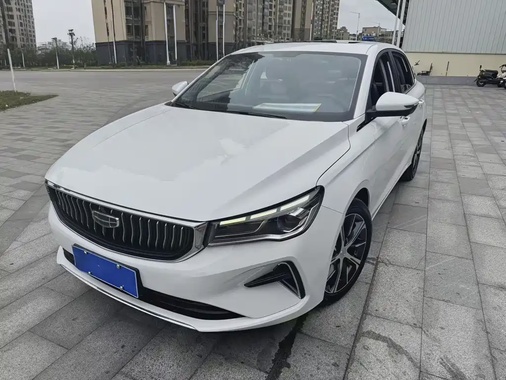 Geely Emgrand 2022