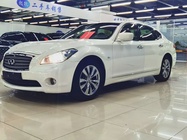 Infiniti M 2013