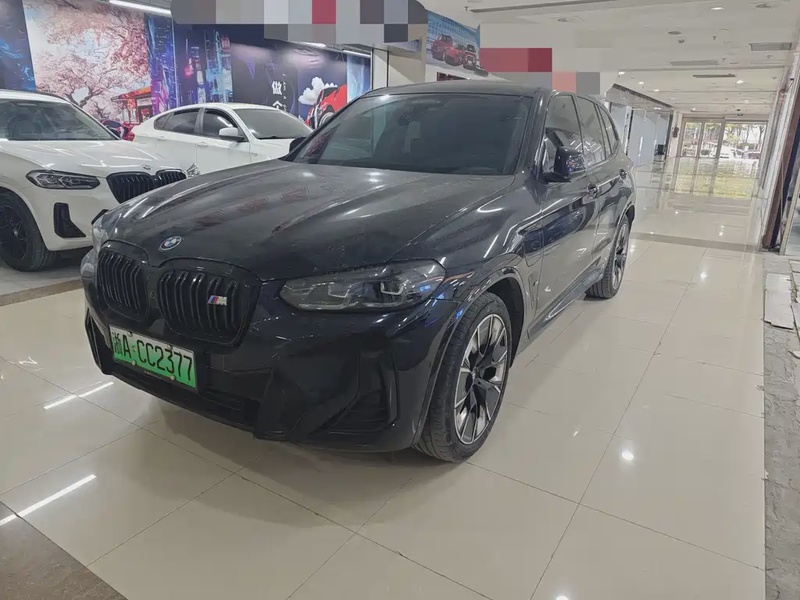 BMW iX3