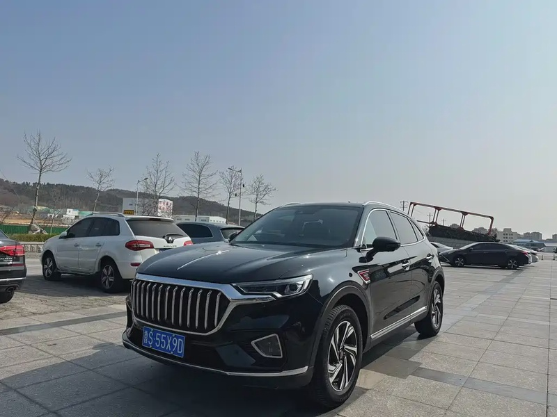 Hongqi HS5