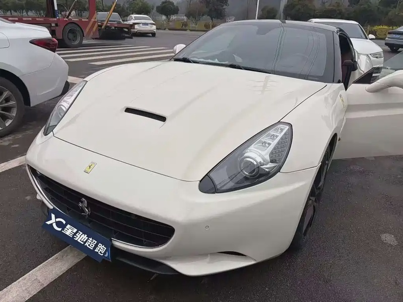 Ferrari California