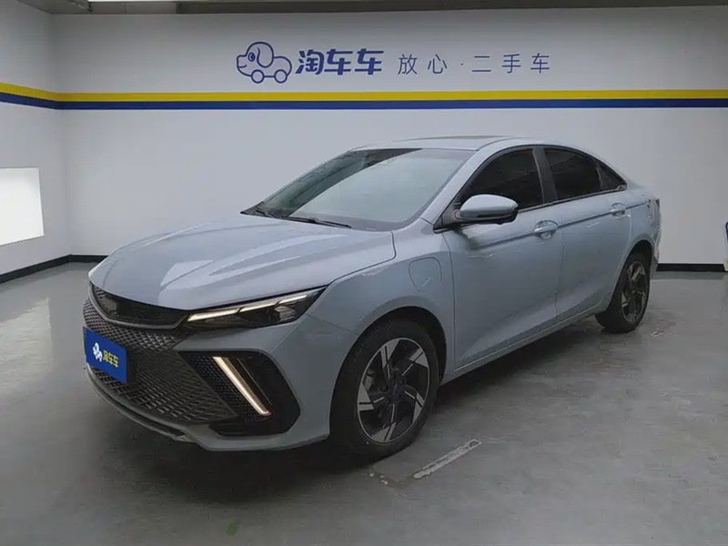 Geely L HiP