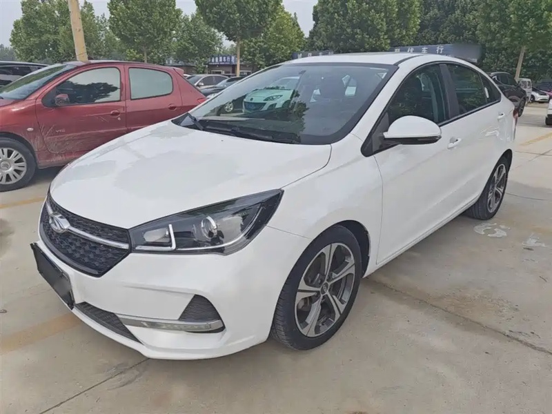 Chery Arrizo 5