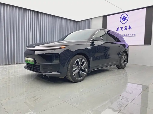 Li Auto L6 2025