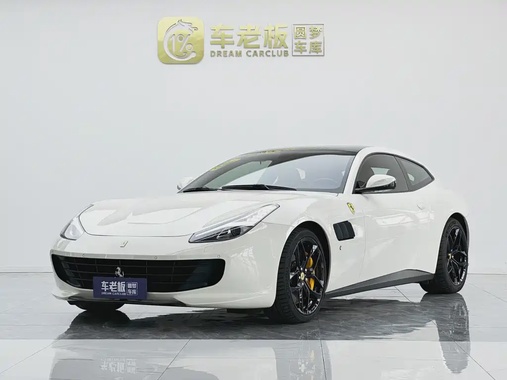 Ferrari GTC4Lusso 2019