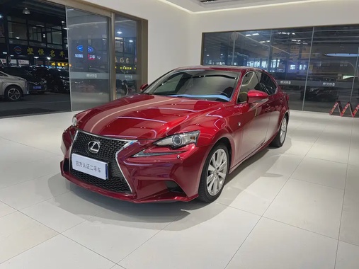 Lexus IS 2016