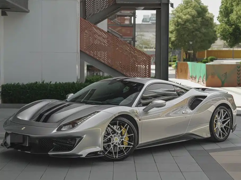 Ferrari 488