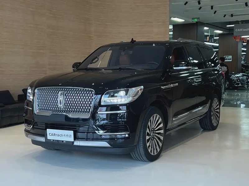Lincoln Navigator