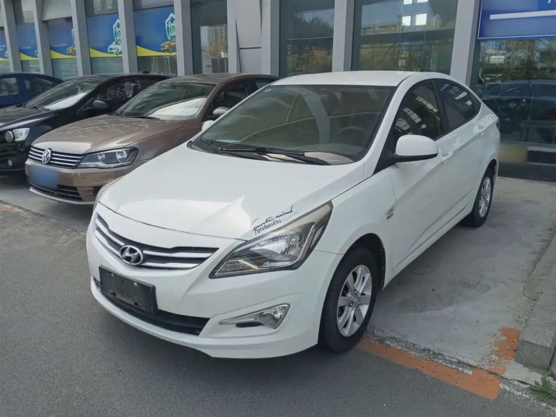 Hyundai Verna