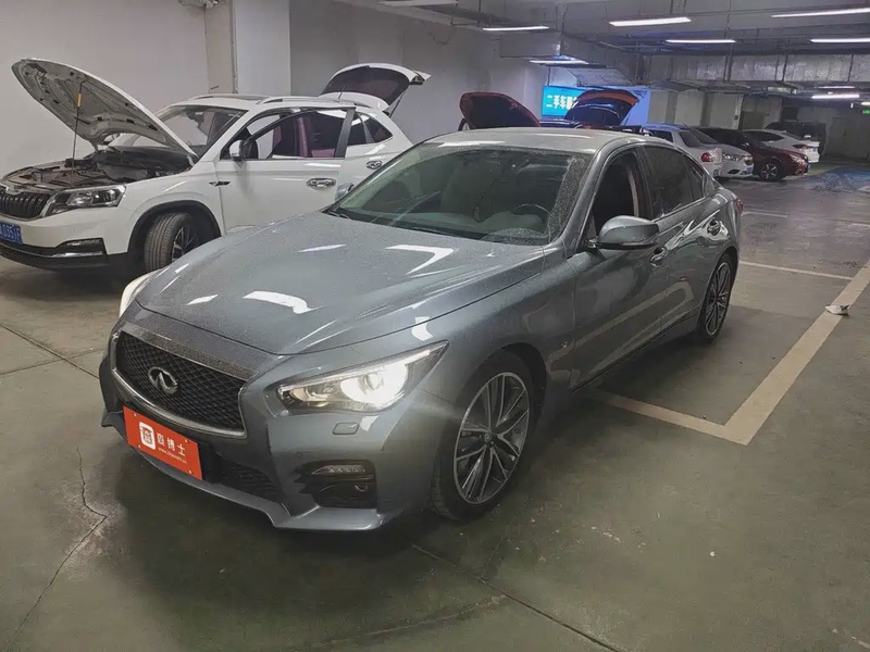 Infiniti Q50