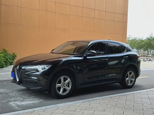 Alfa Romeo Stelvio 2019